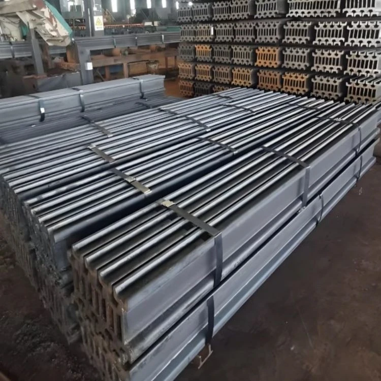 Large Container Crane QU120 GB Rails